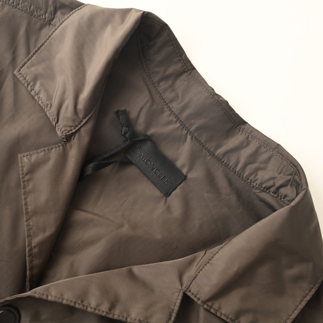 MONCLER 로고 패치 포켓 반팔티