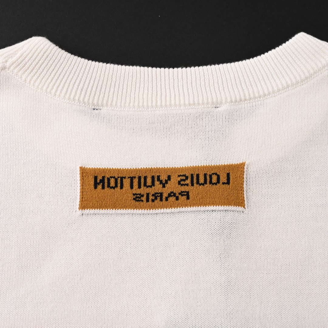 LOUIS VUITTON 컬러 레오파드 로고 인타르시아 반팔 니트
